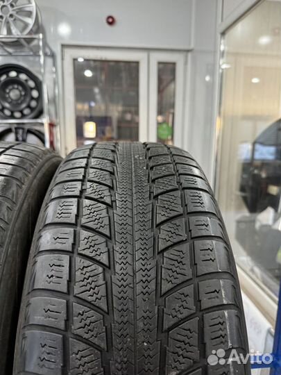 Triangle TR777 215/60 R16