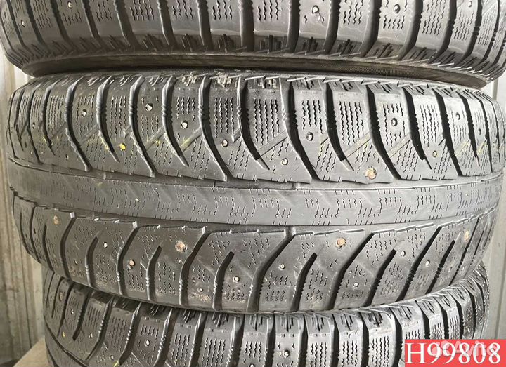 Bridgestone Ice Cruiser 7000 235/65 R17 103L