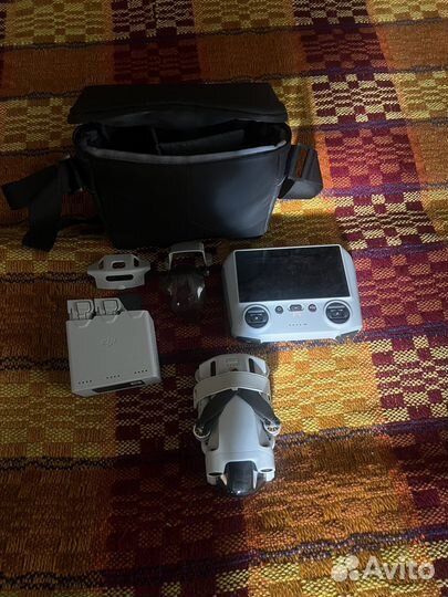 Квадрокоптер DJI Mini 3 Pro RC (DJI RC) Дрон