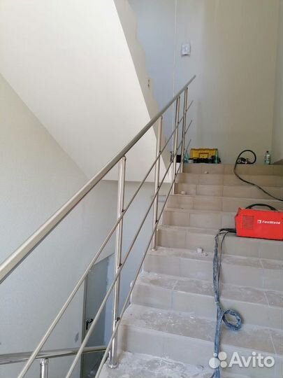 Перила для лестниц