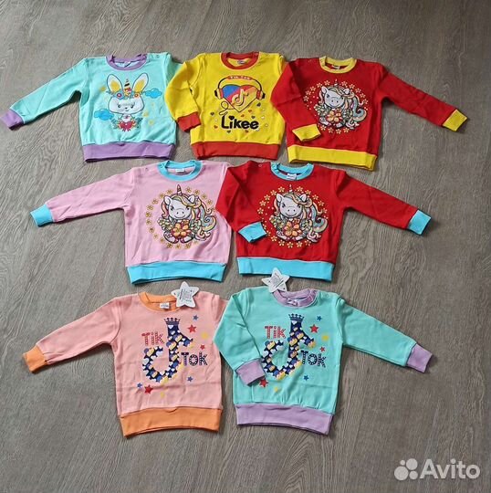 Кофточки на девочек. Утеплённые. На 2-4 года. Новы