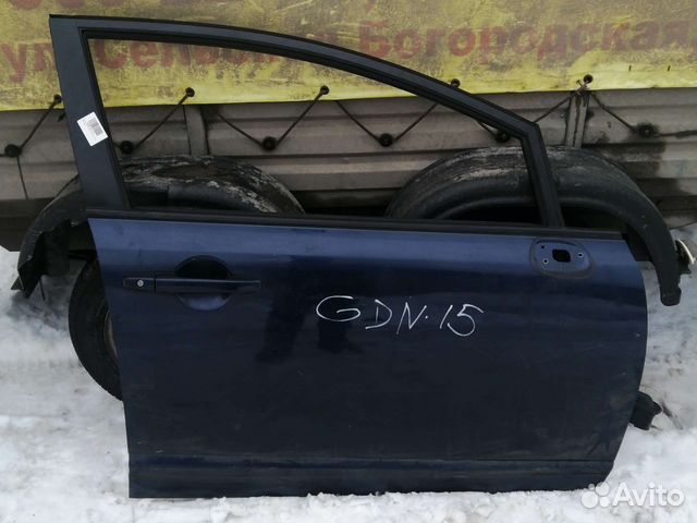 Дверь передняя правая honda civic 4d fd в сборе