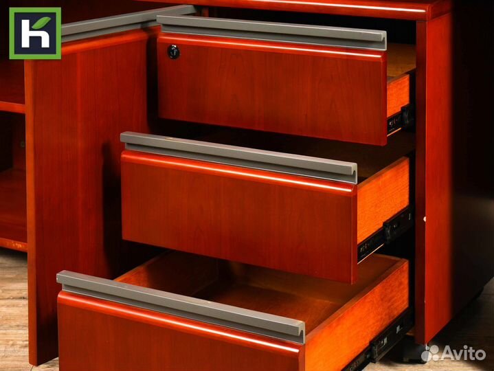 Мебель в кабинет руководителя бу