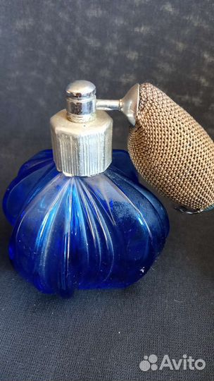 Флаконы для духов, одеколона. Пульверизатор