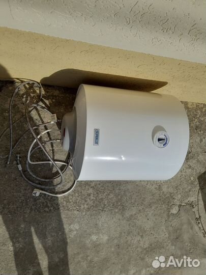 Водонагреватель 50л