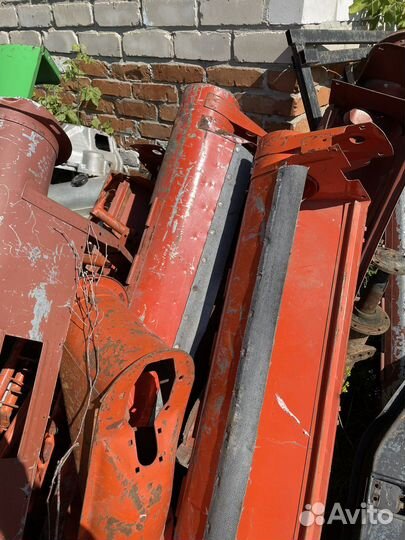 Продается запчасти на комбайн нива