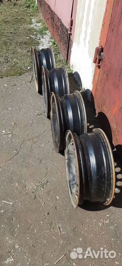 Оригинальные штампованные диски на skoda octavia