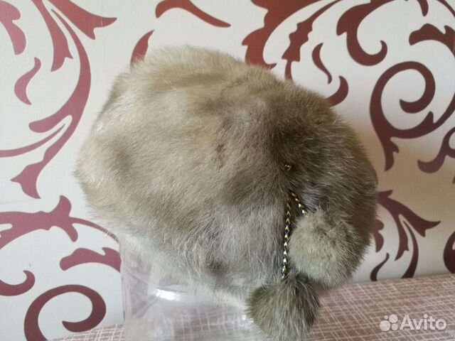 Берет из норки