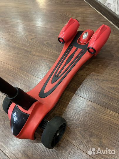 Самокат трехколесный kreiss с дымом