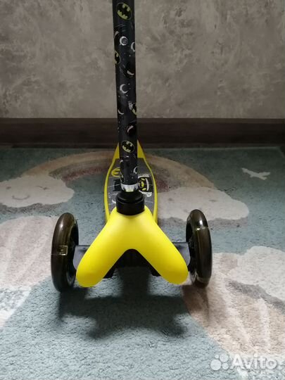 Самокат детский трехколесный