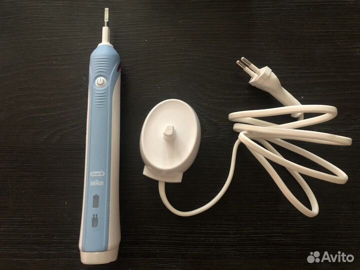 Зубная щетка Braun oral b pro 500