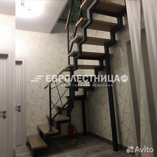 Лестница металлическая в дом