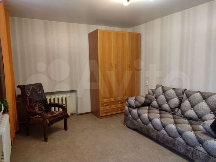 Комната 18 м² в 4-к., 1/5 эт.