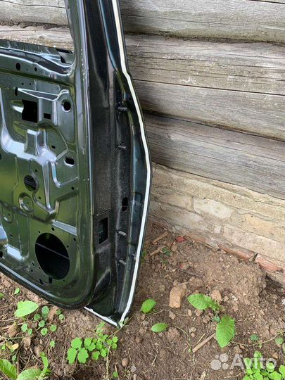Дверь задняя левая renault duster 1