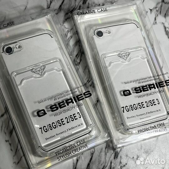 Чехол для iPhone с карманом для карт