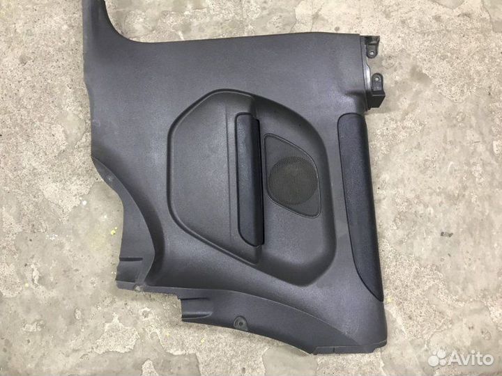 Обшивка салона задняя Ford Focus 2 купе 2006