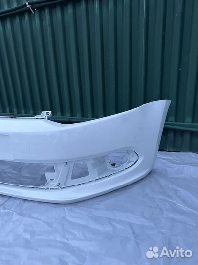 Volkswagen Polo 5 бампер передний