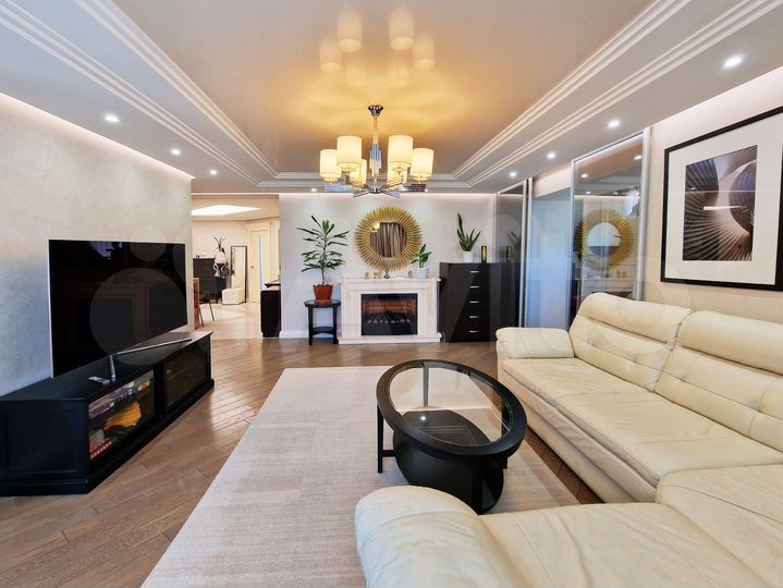 3-к. квартира, 100 м², 3/5 эт.