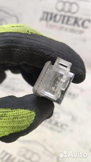 Плафон салонный VW Touareg 2002-2010