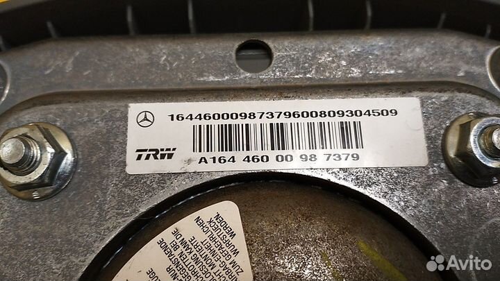 Подушка безопасности в рулевое колесо GL-Class X16