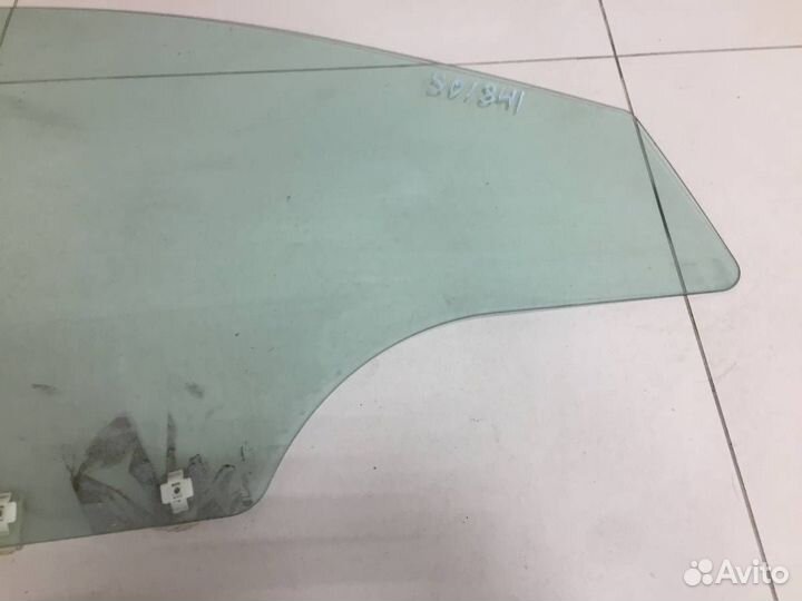 Стекло двери передней правой Hyundai Solaris 2010
