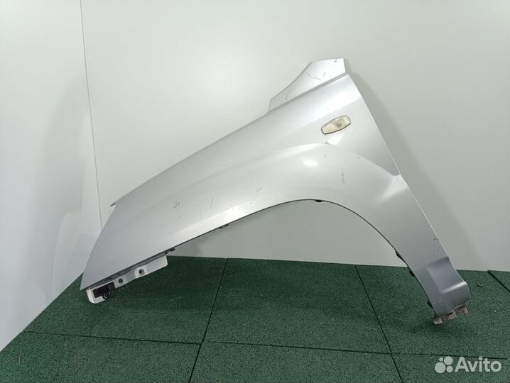 Крыло переднее левое Kia Sportage II рест 2010