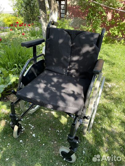 Инвалидная коляска