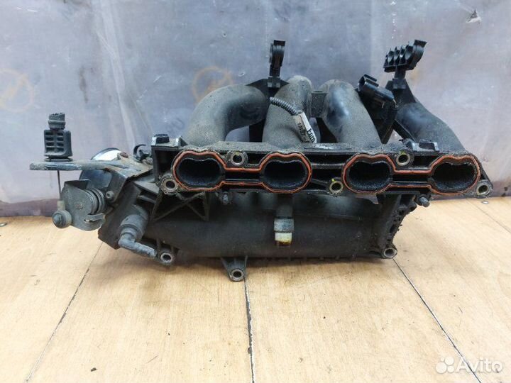 Коллектор впускной Ford Focus 1 fydb 2002