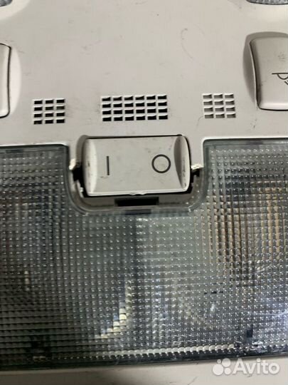 Плафон подсветки салона Audi A4 B7 BFB 1.8L 2005