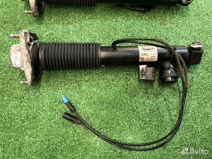 Стойки задние на BMW F16