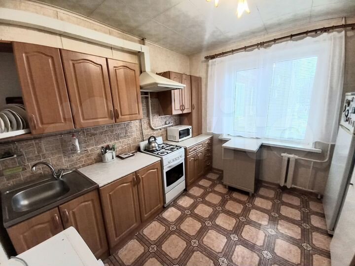 Комната 20 м² в 4-к., 2/9 эт.