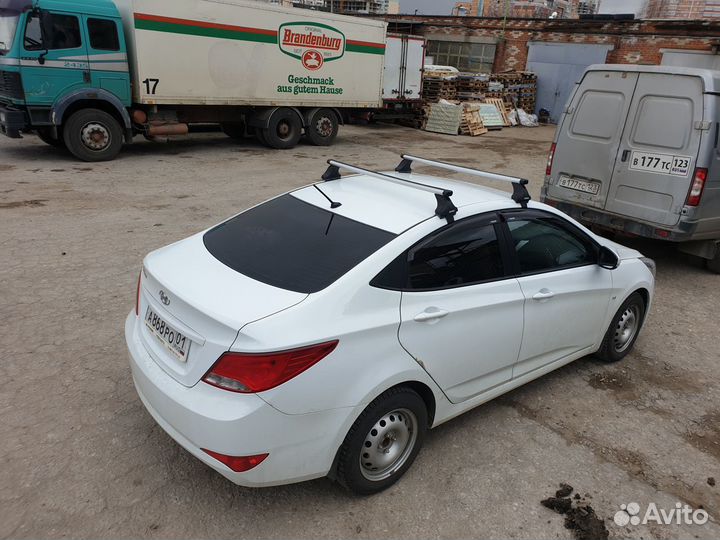 Багажник Аэро на крышу Hyundai Solaris