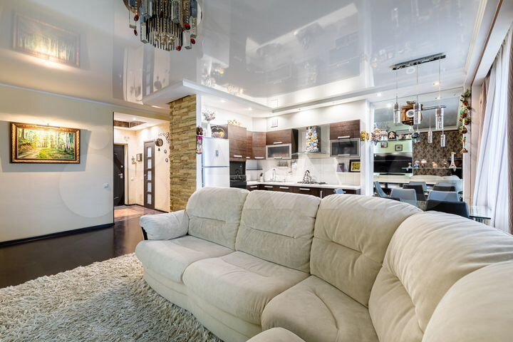 4-к. квартира, 126,5 м², 8/10 эт.