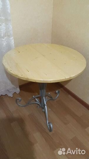 Кованый стол