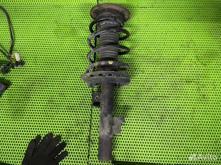 Амортизатор передний правый Ford Mondeo 4