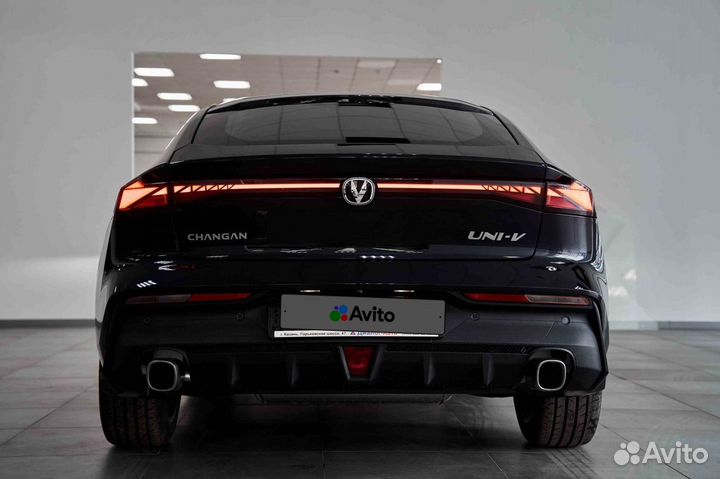 Changan UNI-V 1.5 AMT, 2022