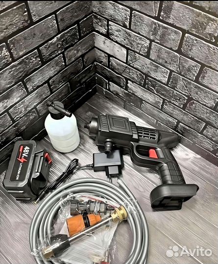 Аккумуляторная мойка высокого давления