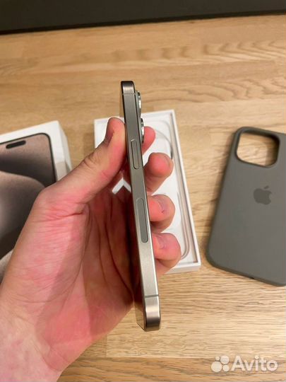 iPhone 15 Pro, 128 ГБ