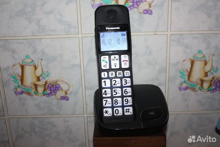 Стационарный телефон panasonic