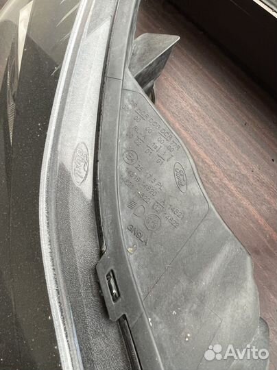 Фары стопы Камри Форд