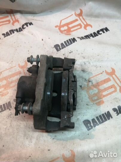 Суппорт тормозной передний правый Bmw X5 F15 2018