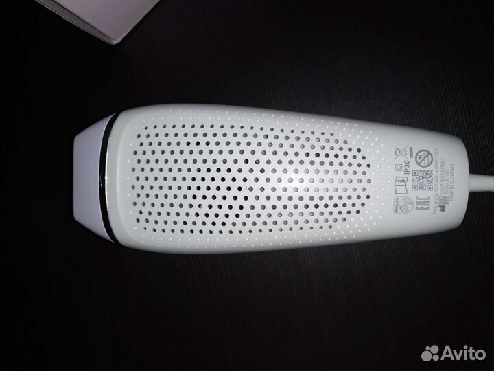 Фотоэпилятор Philips BRI863 Lumea