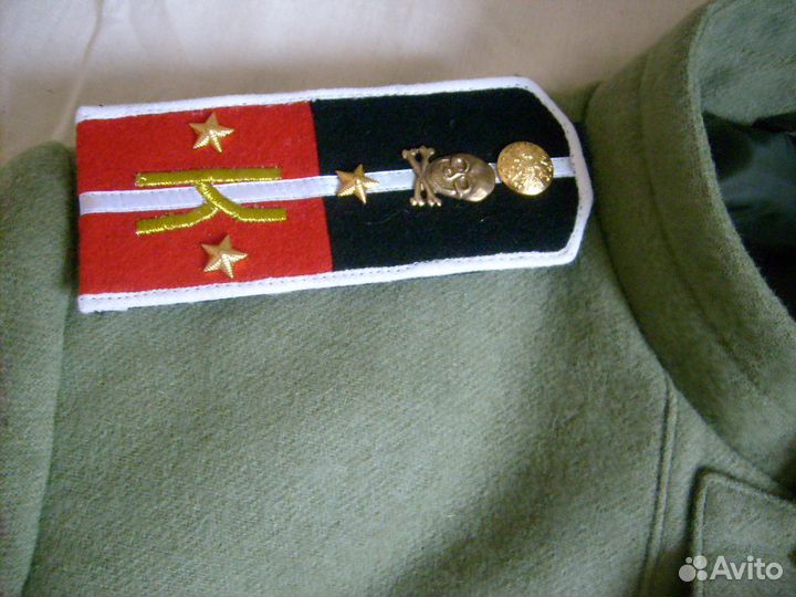 Форма поручика-корниловца полевая