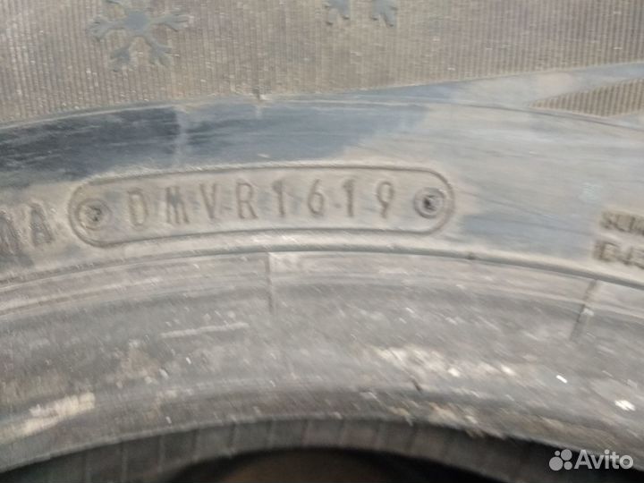 Dunlop SP Winter Ice 03 205/65 R16 99T
