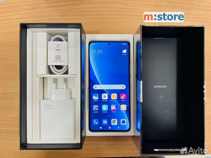Xiaomi 12 Pro, 8/256 ГБ