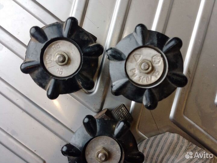 Кран игольчатый