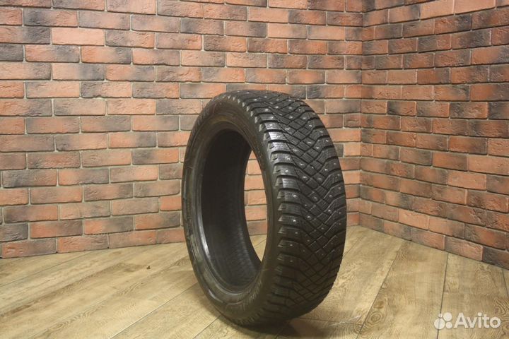 Goodyear UltraGrip Arctic 2 205/55 R17