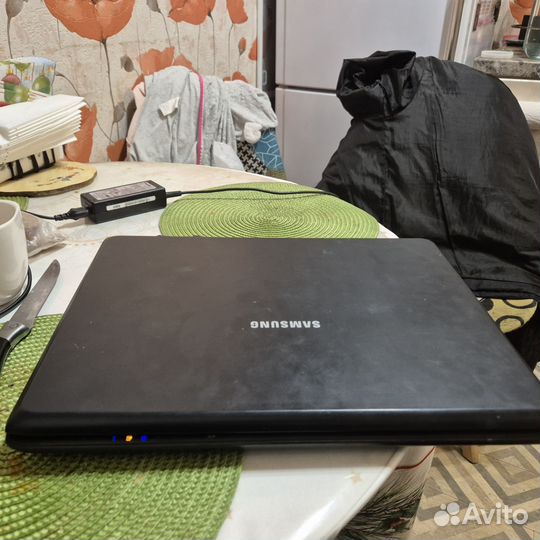 Ноутбук samsung NP-R509-xa03ru