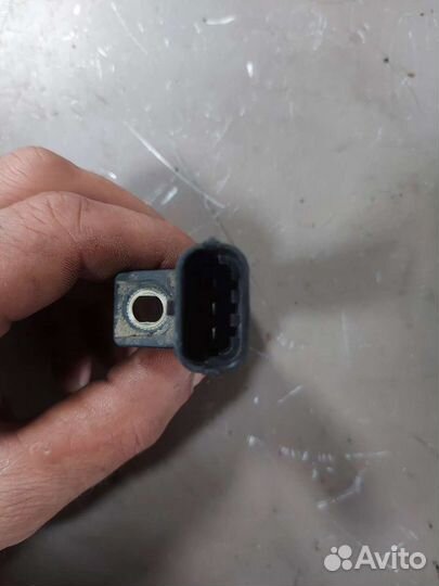 Датчик коленвала на Mercedes ML GL 164