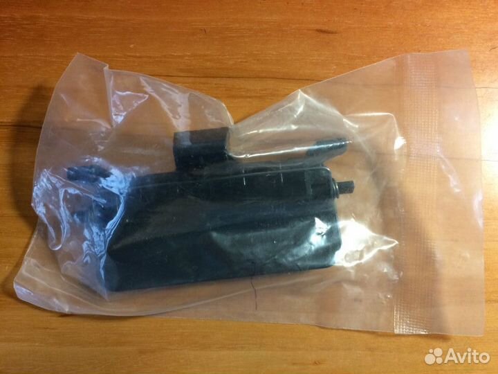 Ручка бардачка Гранта